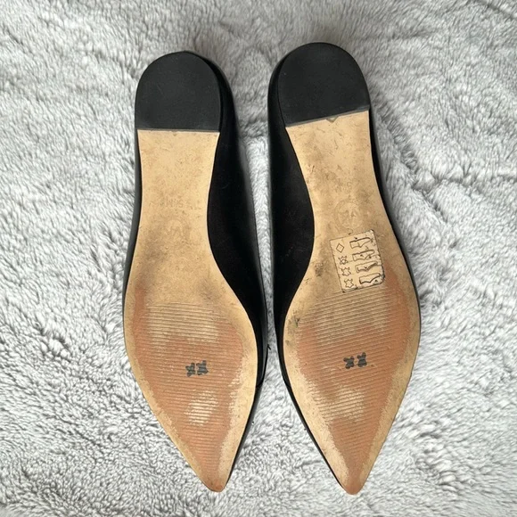 Michael Kors Women's Black Almond Toe Flat Shoes with Studded Design - Picture 2 of 8